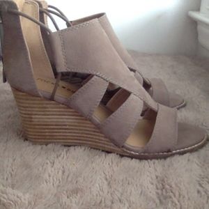 Lucky Brand Joellen wedge sandal